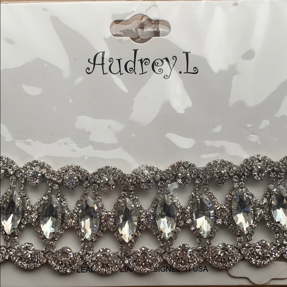 Rhinestone choker